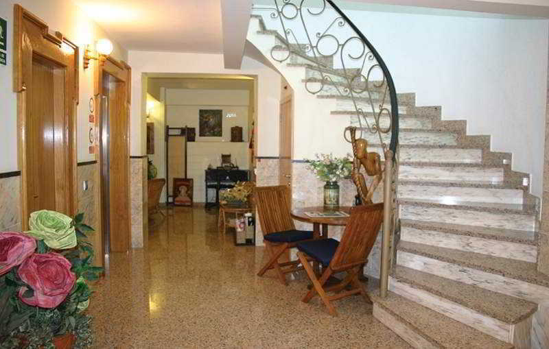 Hostal Carel El Medano  Ngoại thất bức ảnh